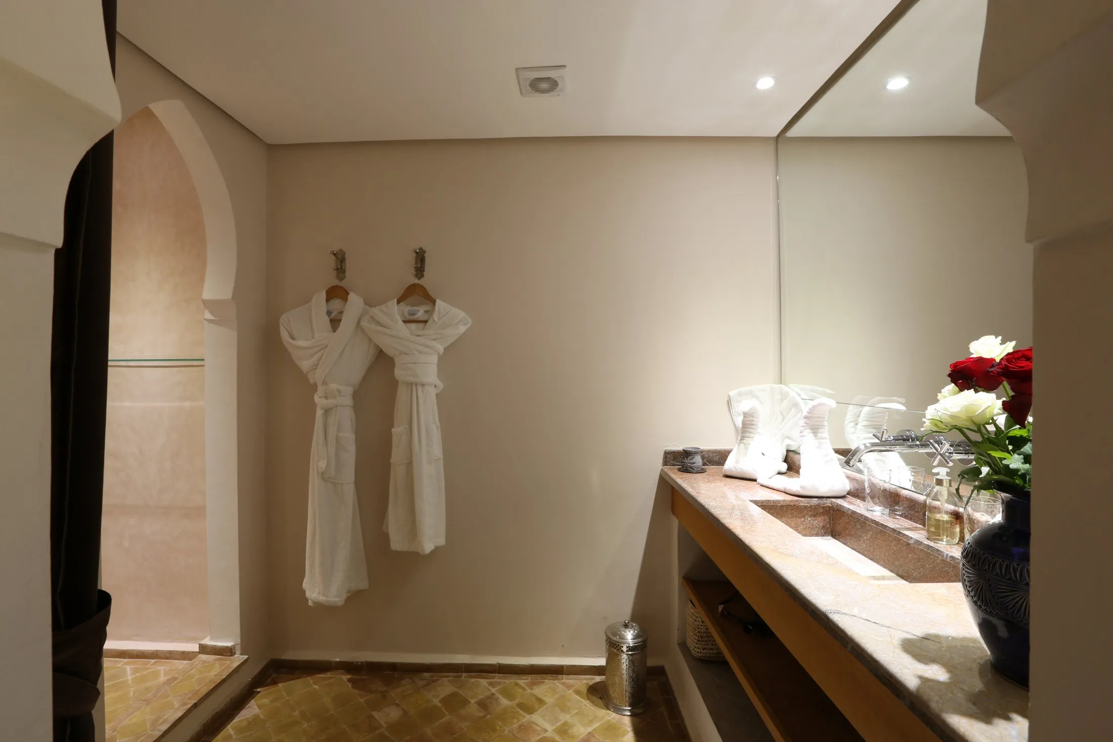 Bathrooms & hammam